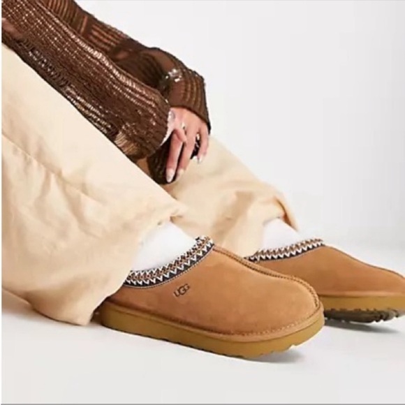 UGG Shoes - UGG Tasman slip-on slippers chestnut SIZE 9